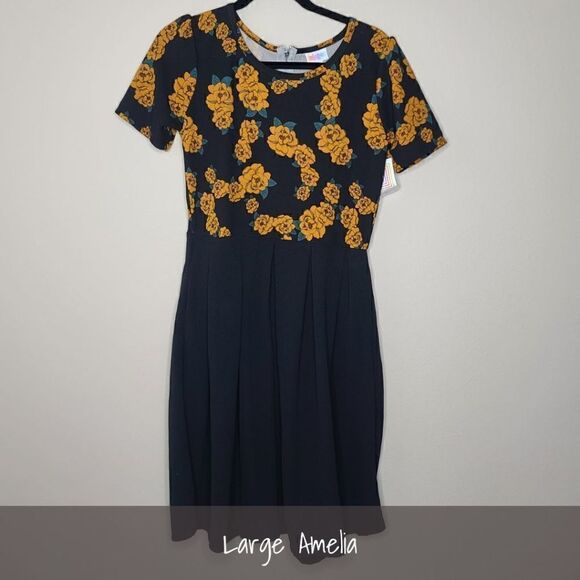 LuLaRoe Amelia Large Floral Black NEW - Picture 1 of 4